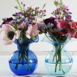 Wholesale 🛒 VIETRI Hibiscus Glass Aqua Bud Vase 🤩 -Tabletop Elegant shop HBS 8580AQ GB 2100 web2