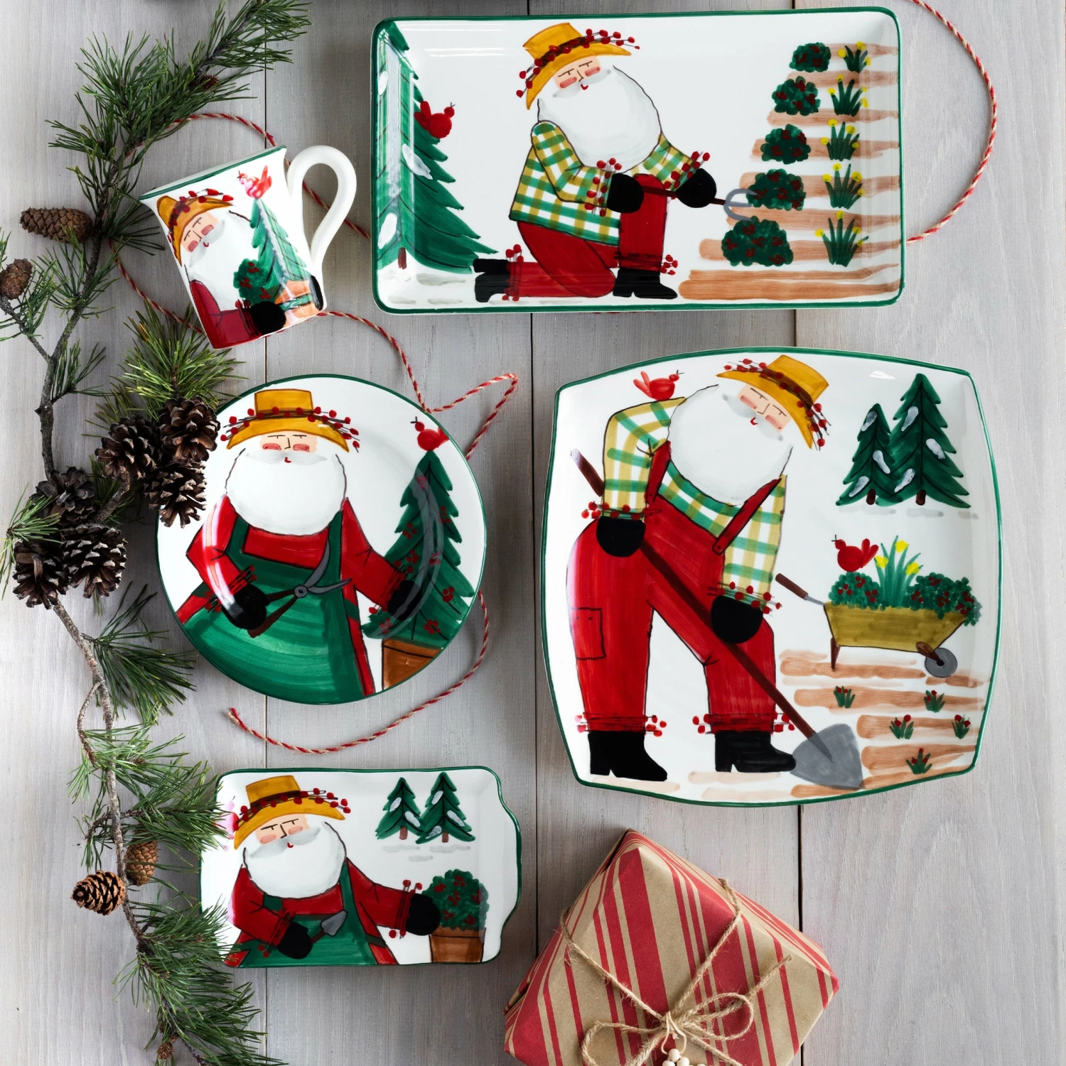 Discount π VIETRI Old St. Nick 2022 Limited Edition Rectangular Plate π 3 Discount π VIETRI Old St. Nick 2022 Limited Edition Rectangular Plate π - Image 3