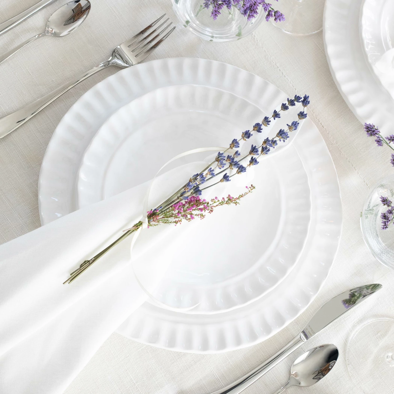 Flash Sale ๐ฏ VIETRI Pietra Serena Dinner Plate โ๏ธ 3 Flash Sale ๐ฏ VIETRI Pietra Serena Dinner Plate โ๏ธ - Image 3