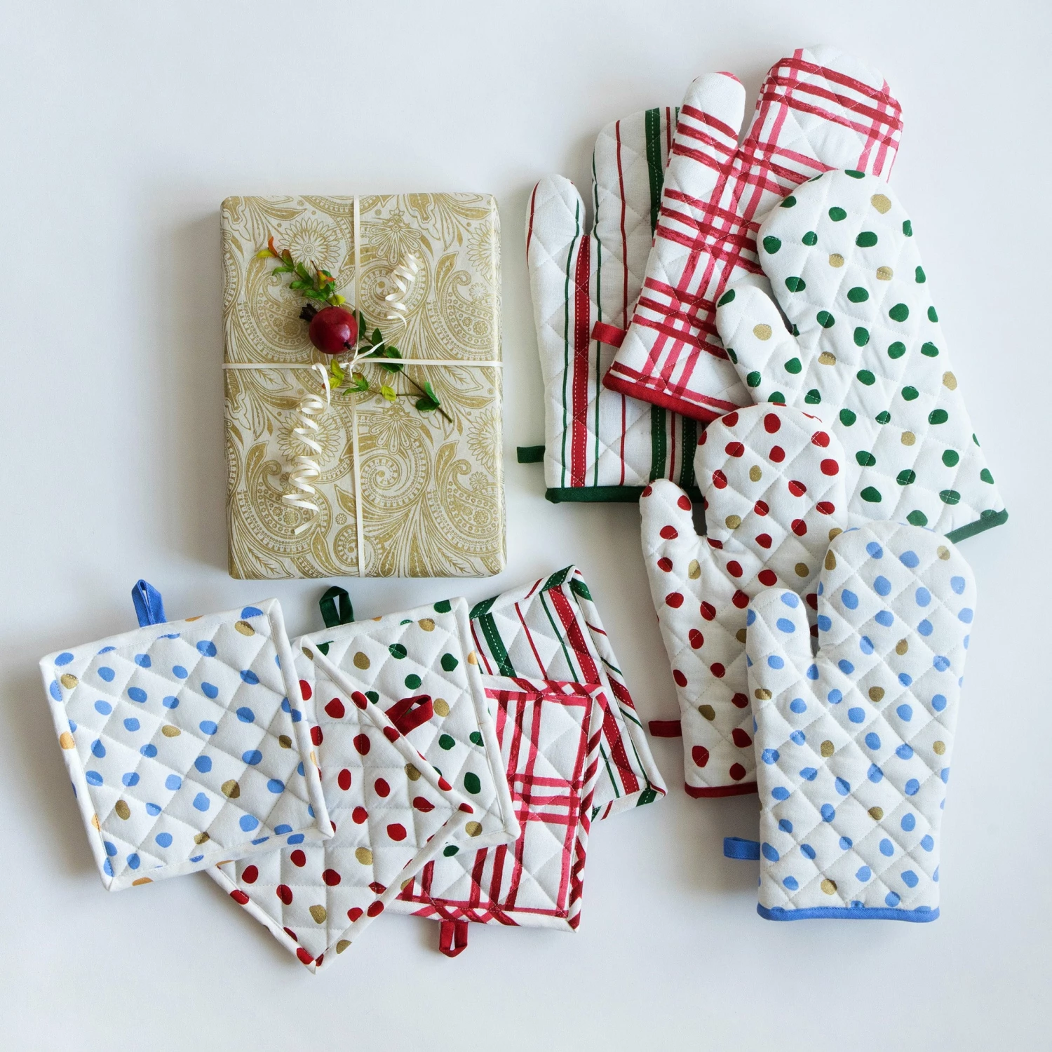 Best Pirce ๐ฏ Viva by VIETRI Bohemian Linens Plaid Red/White Oven Mitt & Potholder ๐ 2 Best Pirce ๐ฏ Viva by VIETRI Bohemian Linens Plaid Red/White Oven Mitt & Potholder ๐ - Image 2