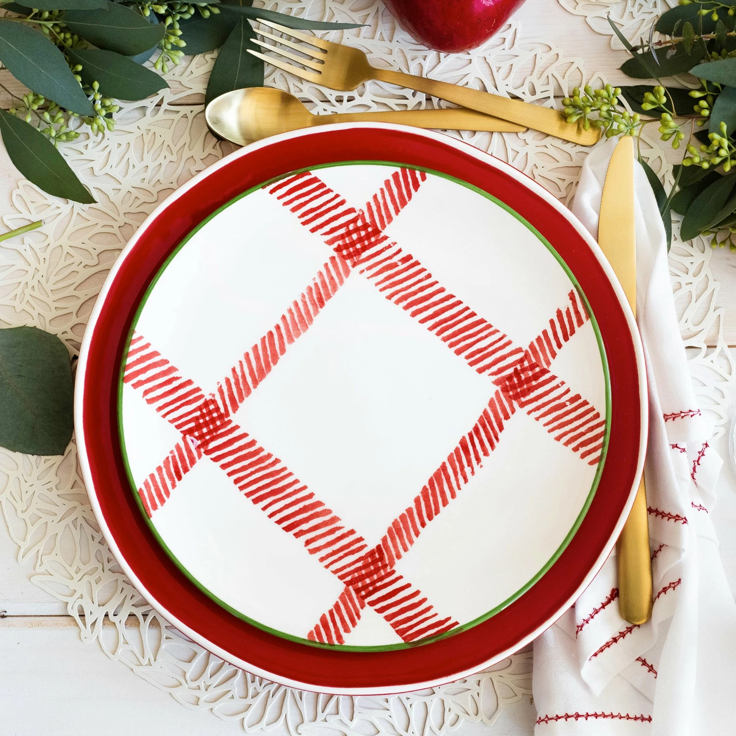 Coupon ๐ Viva by VIETRI Mistletoe Plaid Salad Plate ๐ 2 Coupon ๐ Viva by VIETRI Mistletoe Plaid Salad Plate ๐ - Image 2