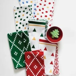 New 🌟 Viva by VIETRI Bohemian Linens Dot Green/Gold Napkins - Set of 4 ⌛ -Tabletop Elegant shop Vierti Jan 2021 FoodSeen 0497